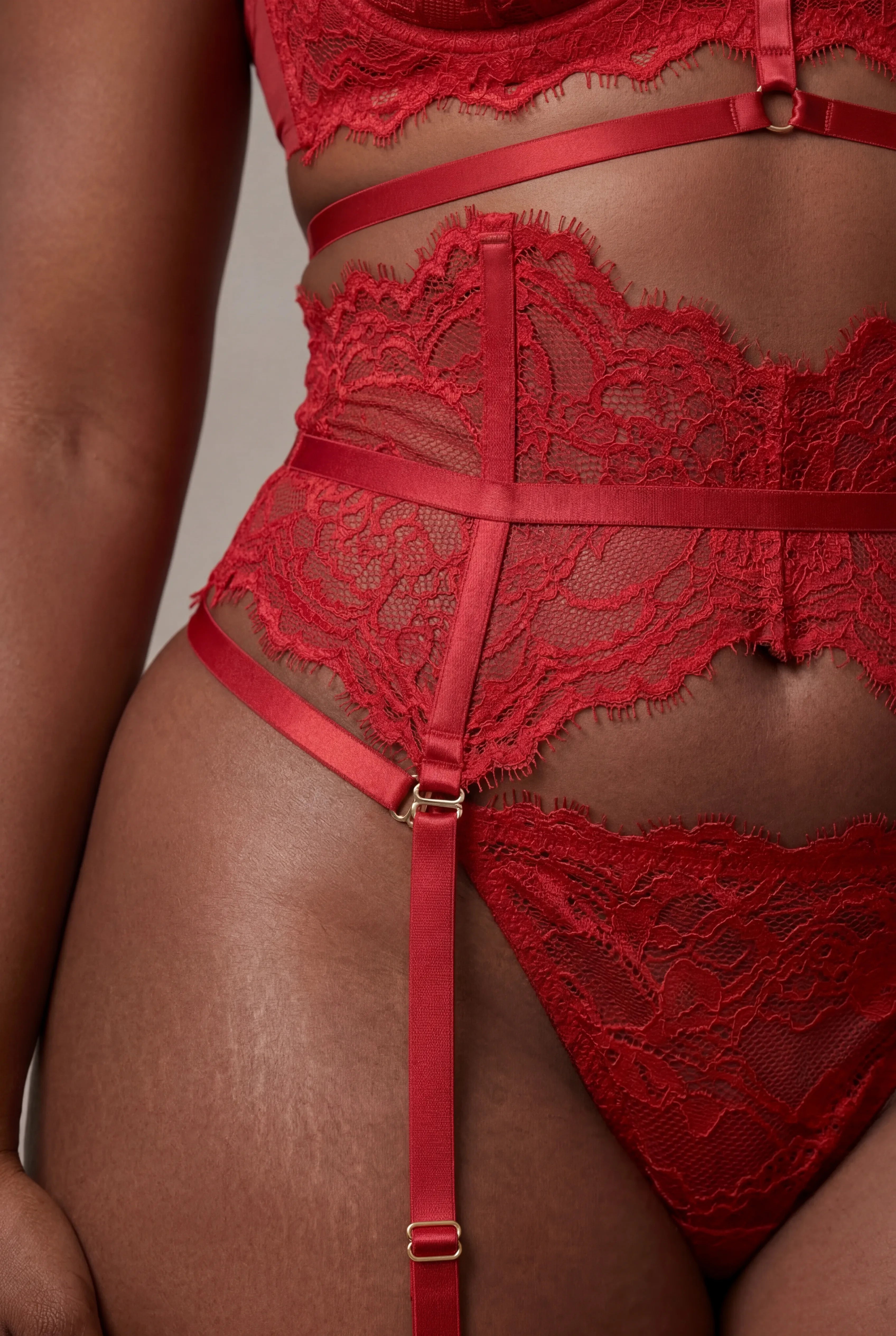 Ensemble Lingerie Pour Femme Cinq Pi Ces Moon Rouge
