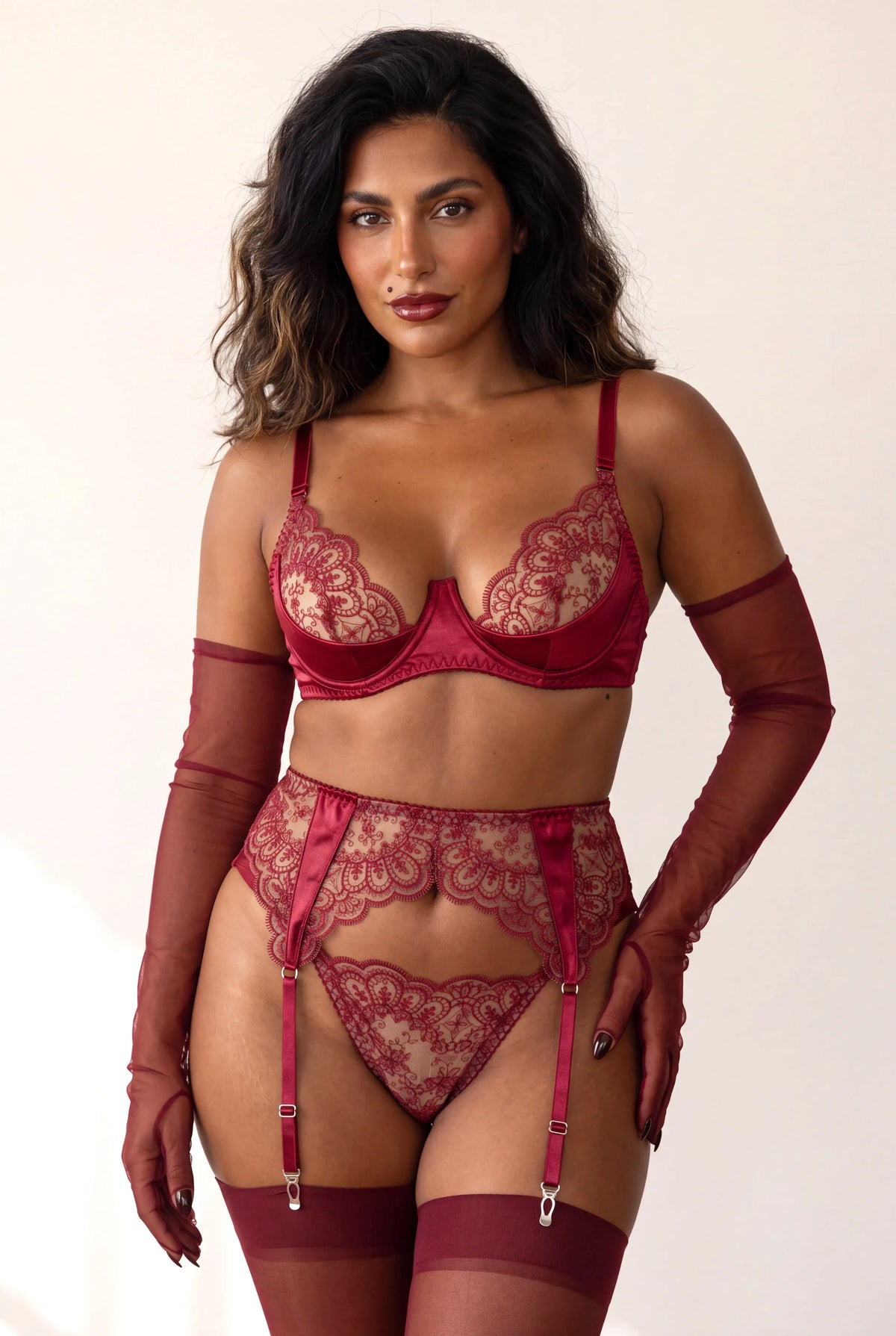 Three-piece lingerie set - EMBRACE Bordeaux