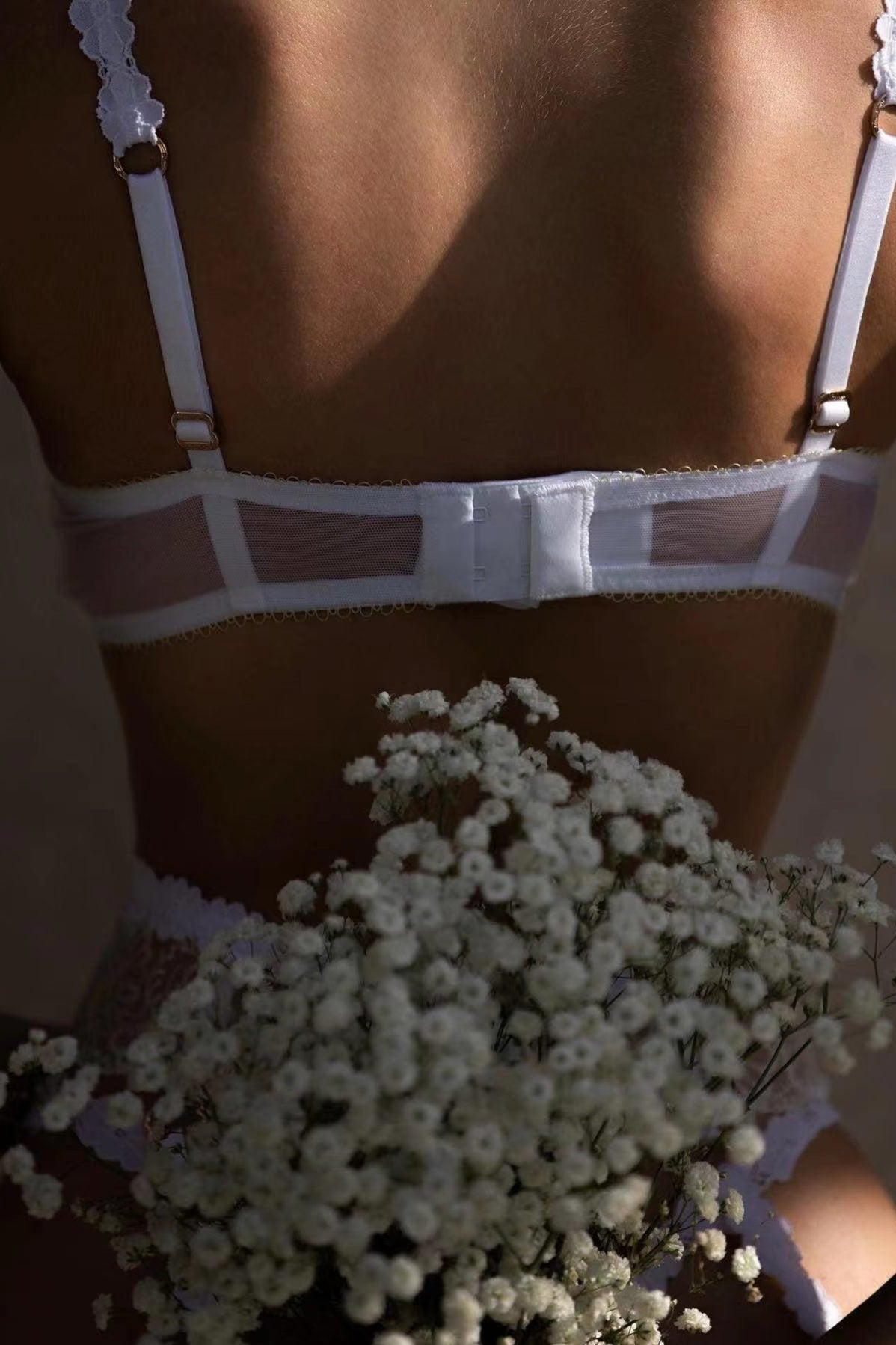 Ensemble en dentelle trois pièces avec tour de cuisses - BELLA - NAKED Underwear FR