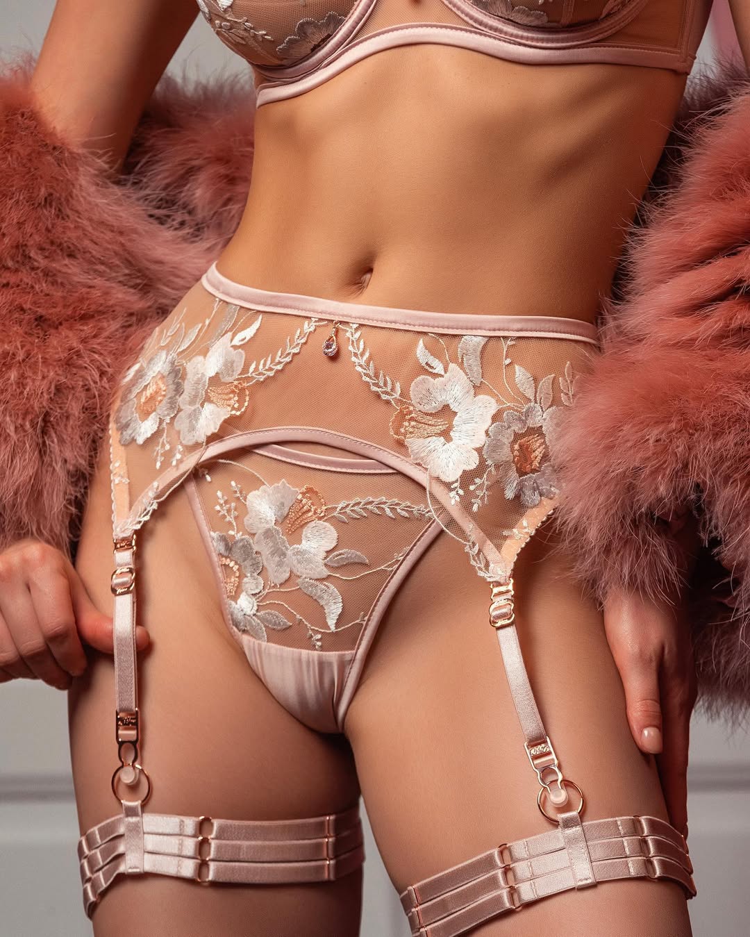 Ensemble lingerie quatre pièces - SANA